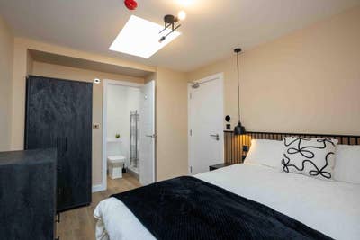 🔥Brand New Development 🔥 Double En-Suite Rooms Main Photo