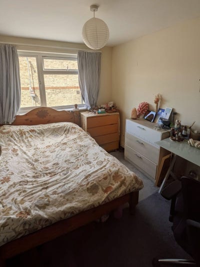 Large double room in shared house near City Centre Main Photo