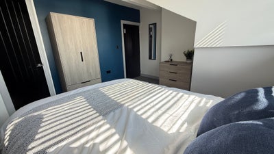 En-Suite Double, Hunslet HMO, Bills Inc — 9AV Main Photo