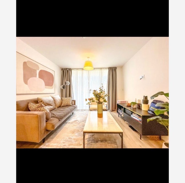 1 bed flat fully furnished available to rent  Main Photo