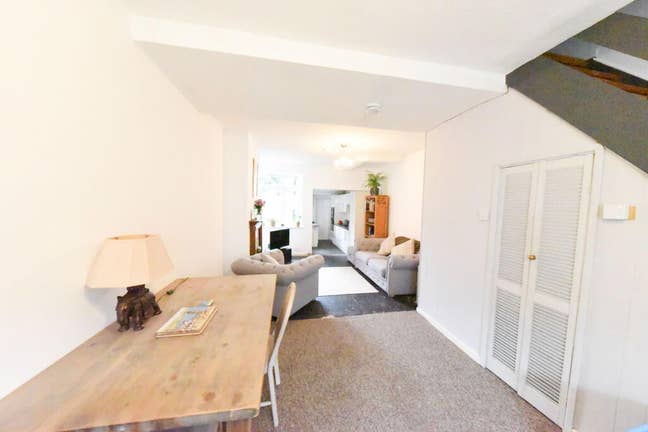Lovely Double Rooms &pound;800 pcm (Bills Included) Main Photo