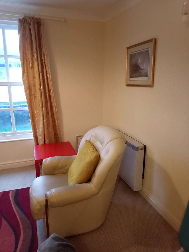 2 bed ground floor flat  Main Photo