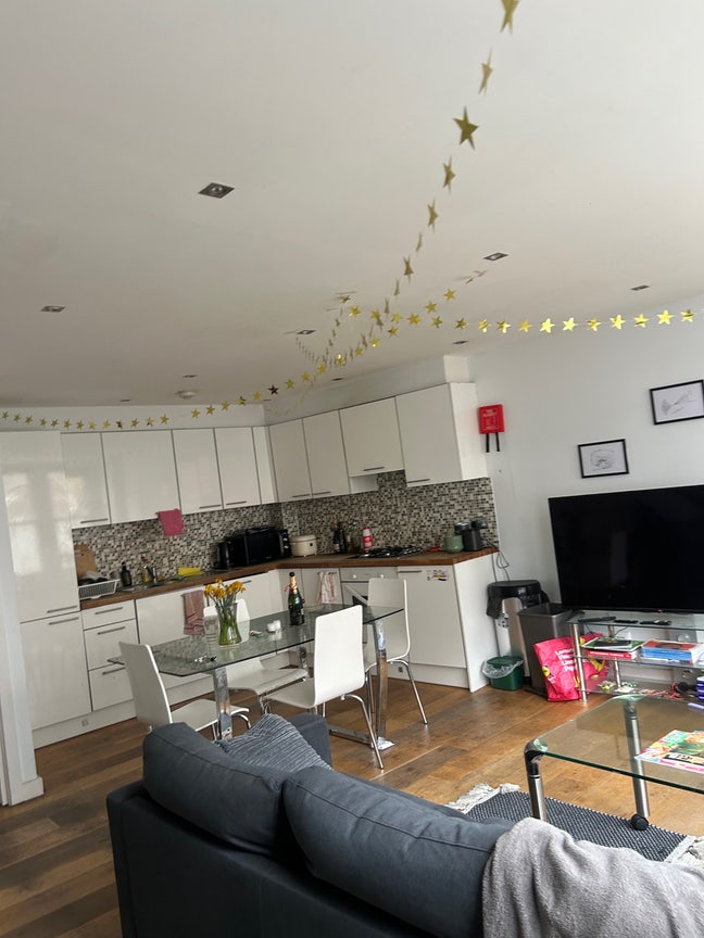 2 month sublet (17th July -8th Sept) Main Photo