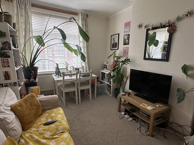 Snug Didsbury Room - Tenancy Takeover or Sublet Main Photo