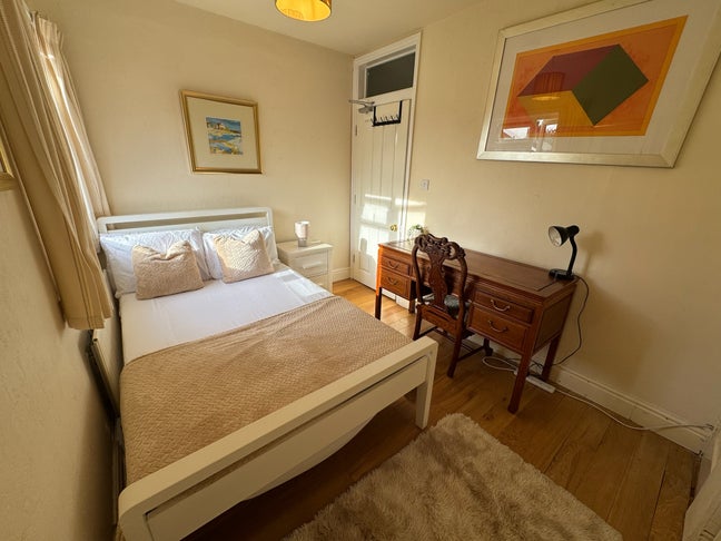 Cosy Room in CB1 off Mill Road Main Photo