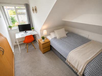🏠 Cosy double | Near town centre | Bills inc ✨ Main Photo