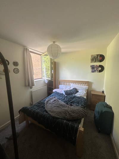 Room to Rent with Private Bathroom Main Photo