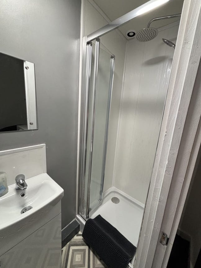 🏡 Brand New Luxury En-Suite Rooms Available Keith Main Photo