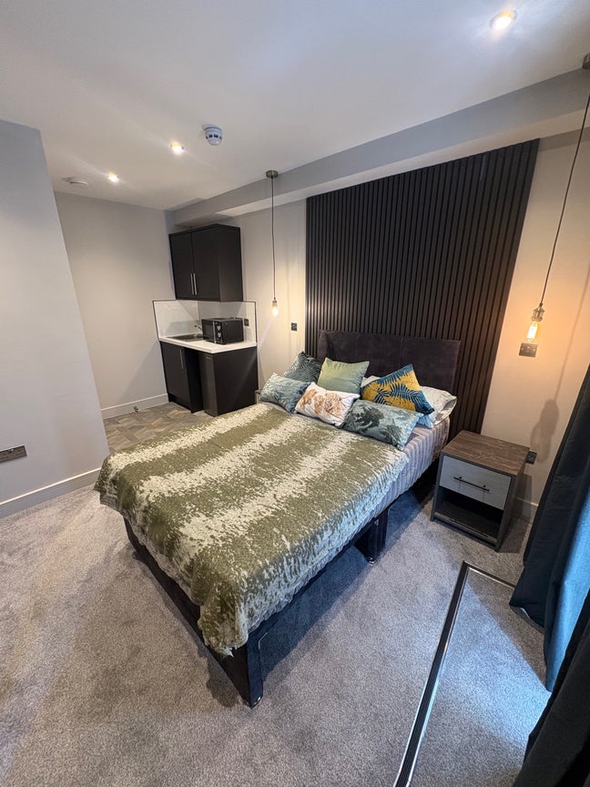 💥 Luxury Home in Hotel Style 💥 Ensuite Rooms Main Photo