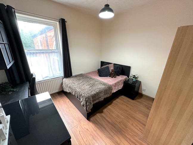 Professional Houseshare in Handsworth Main Photo