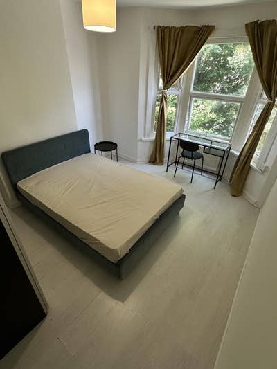 Double Room Near Seven Sisters Main Photo
