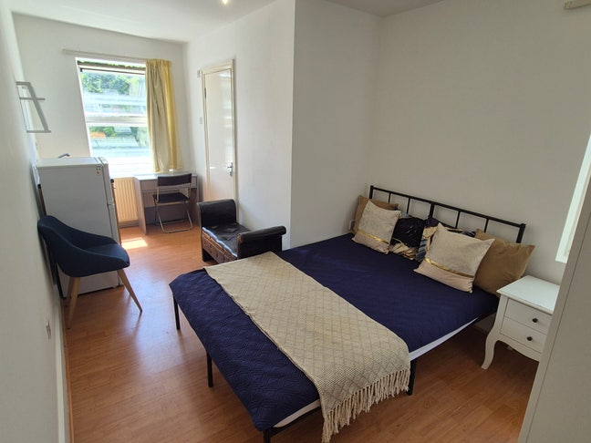 Amazing en-suite room in Zone 2 Main Photo