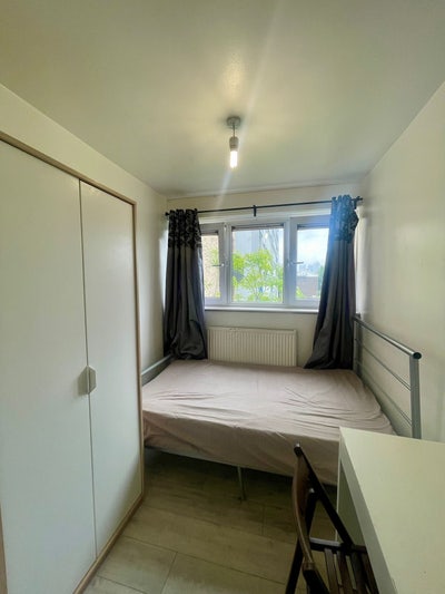 Nice Single Room- Near Mile End 🚂 - Bills Incl Main Photo