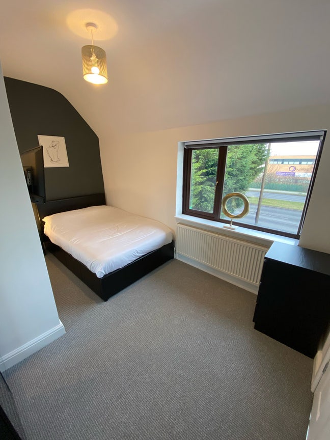 Private ensuite room DN6 near NEXT & B&Q & ASDA Main Photo