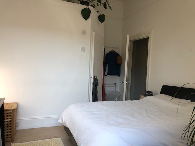 Ensuite Double Room furnished Main Photo