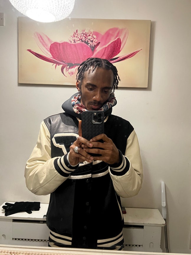 CLEAN, CREATIVE AND SOCIABLE Main Photo