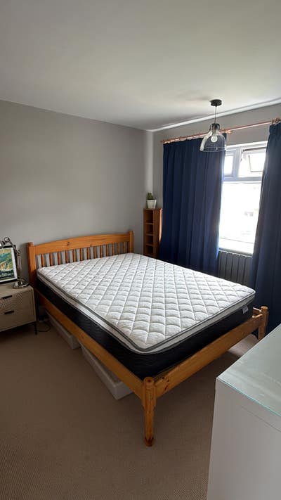 Furnished Double Room - Wincobank tram/train near Main Photo