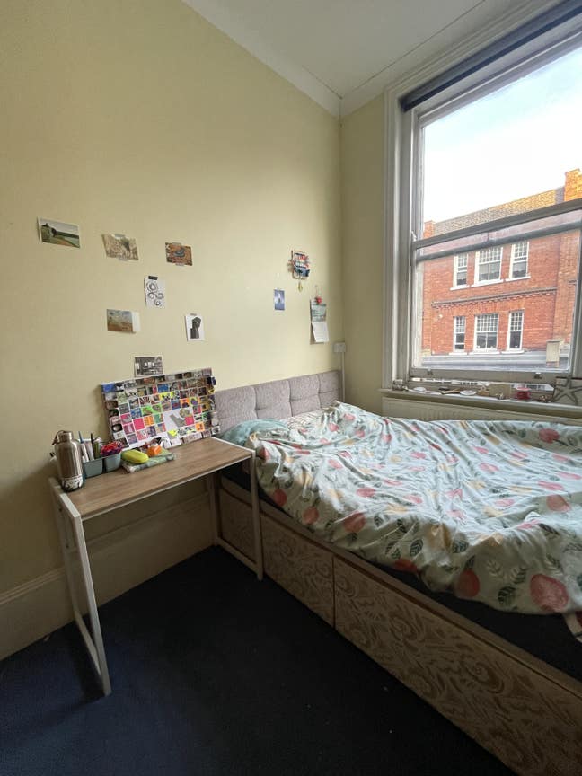 Bright double room in heart of West Hampstead Main Photo