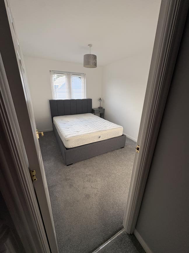 Double room available to rent  Main Photo