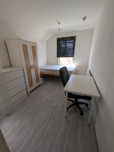 En suite double room Main Photo