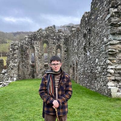 21-year-old student looking for flatmates Main Photo
