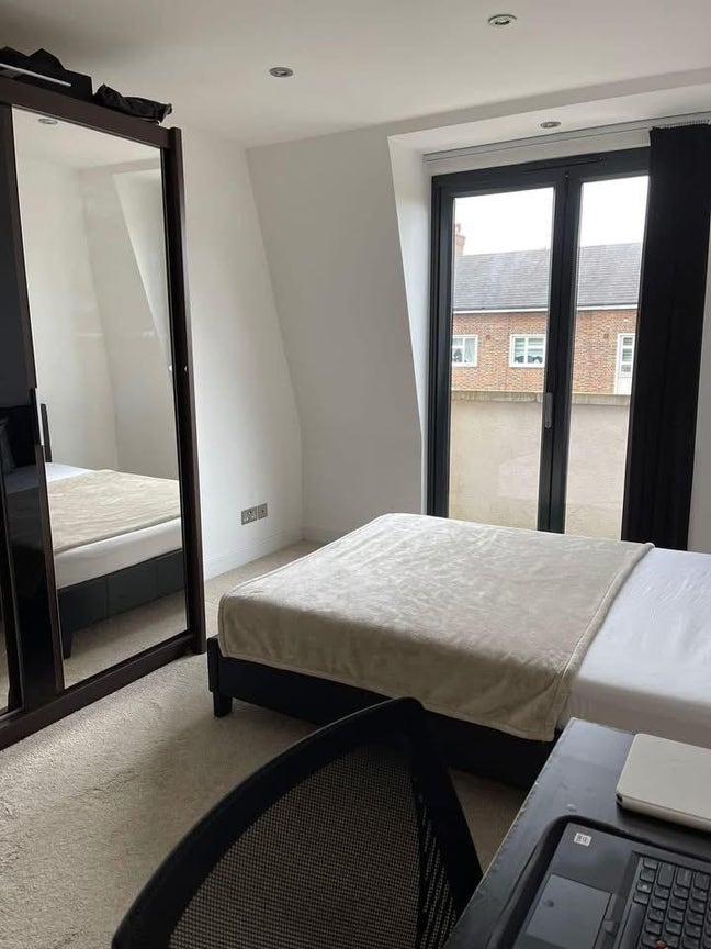 Female only Sublet in Bounds Green Main Photo