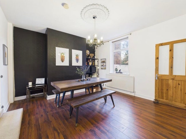 Beautiful 2 double bedroom available  Main Photo