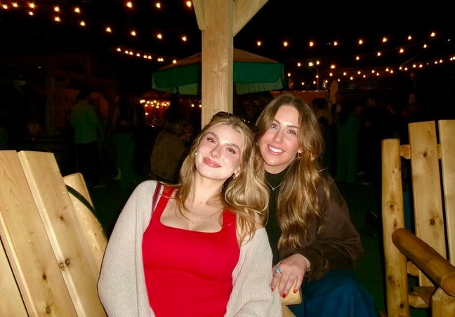 2 friends looking for 2 avail rooms or a 2bd flat! Main Photo