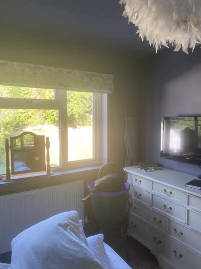 Beautiful double room with bathroom available  Main Photo