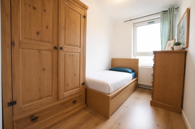 ✨ No Deposit Room in Bow | Available 18th July | Main Photo