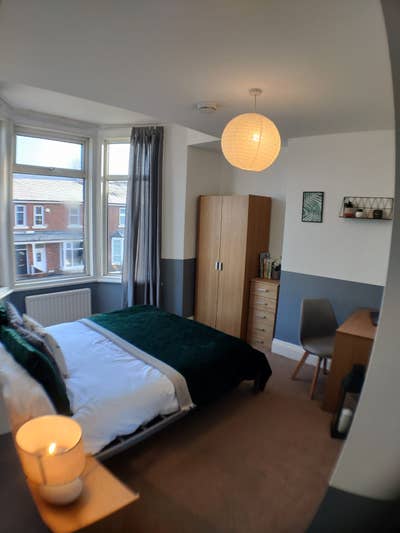 Great Value Double Room with Large Living Room Main Photo