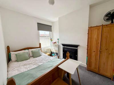 Friendly House in Perfect Tooting location Main Photo