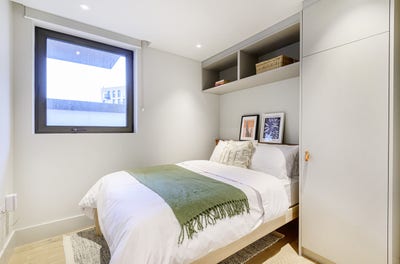 Stunning Room with all Bills Included! Main Photo