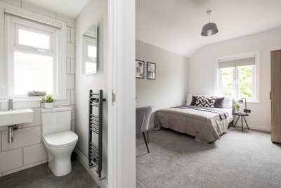 Double en-suite room Main Photo
