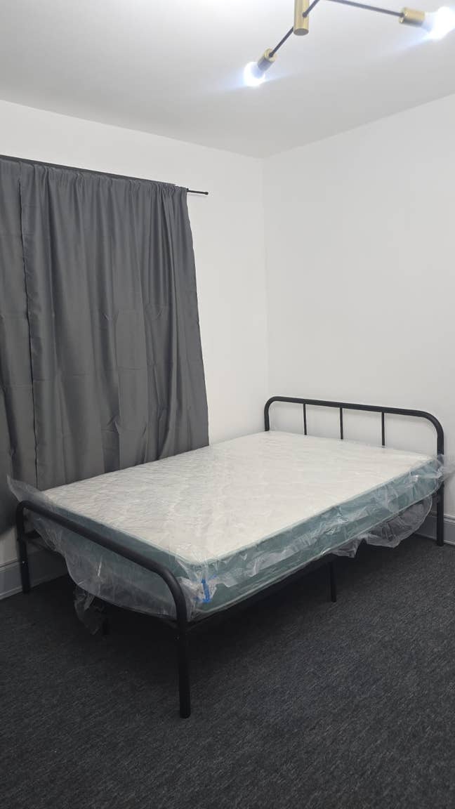 Studio ensuite Main Photo