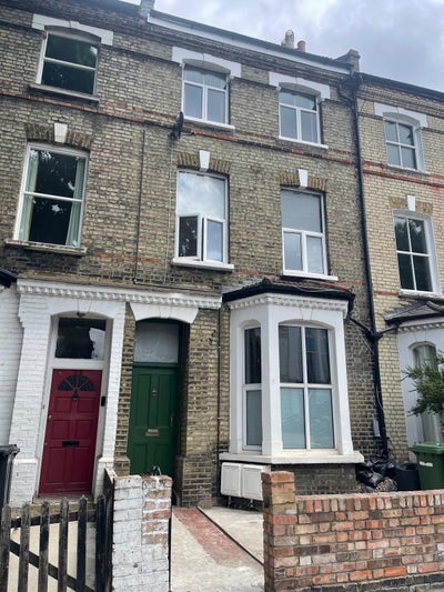 Single and Double Room, to Let in N4 2JW Main Photo