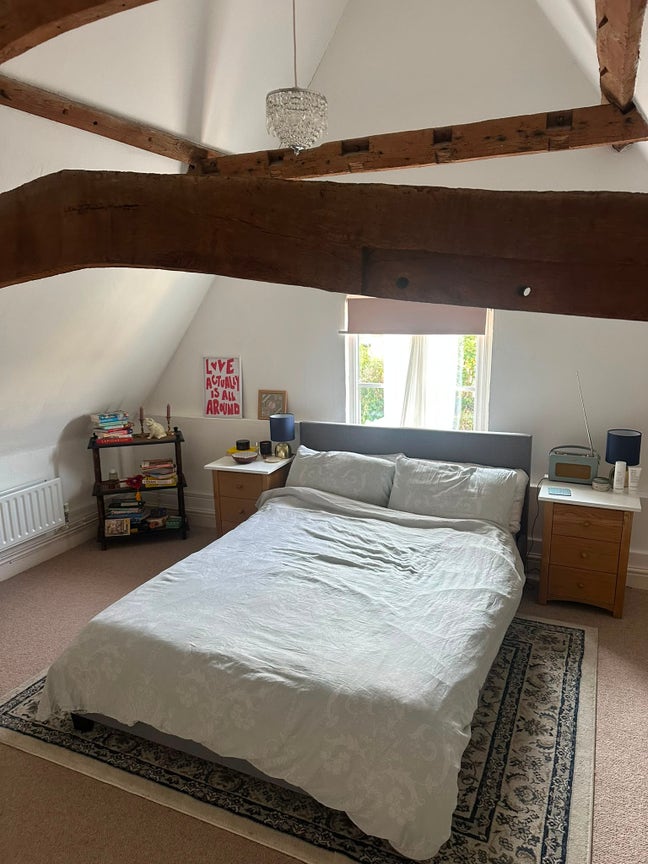 Large en suite Main Photo