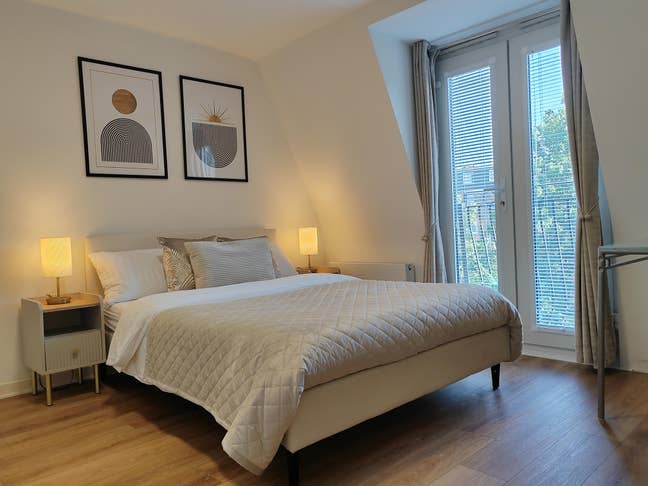 Short Let | Female Home | 5 mins London Bridge Main Photo