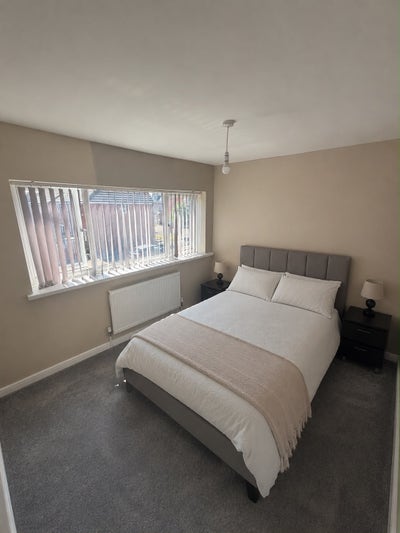Medium sized double room  Main Photo