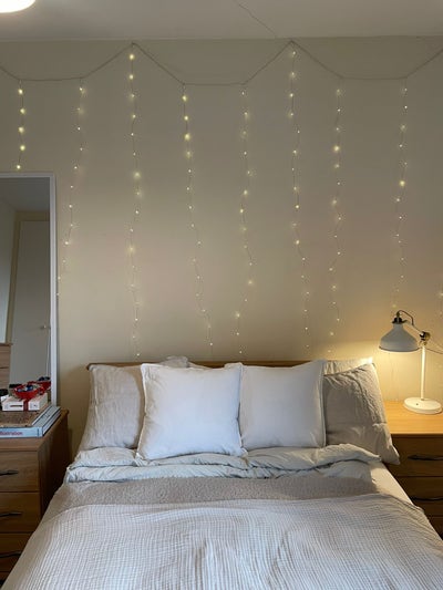 Spacious double room (female preferred)  Main Photo