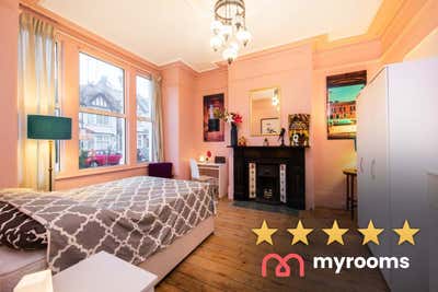 Room in Brixton  Main Photo