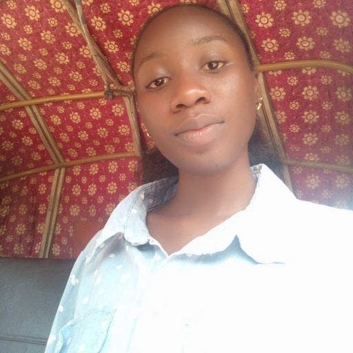 Student Female seeks a single or double room Main Photo