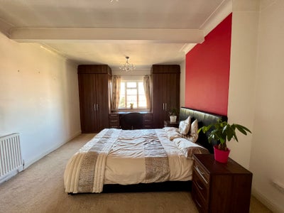 Fully Furnished Double Bedroom incl.ALL BILLS Main Photo