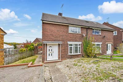 Double Room Available in a Friendly Shared House Main Photo