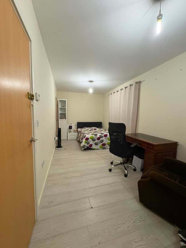 Ensuite Double Room in SE16 — Sep 6th-Jan 4th Main Photo