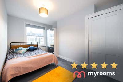 ✨ 3 Rooms to Rent in Stockwell Main Photo