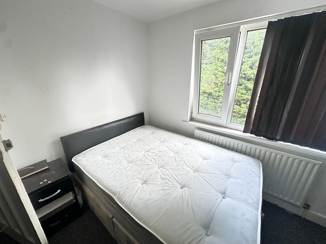 Great Double Room available in Prime Area LE2 Main Photo
