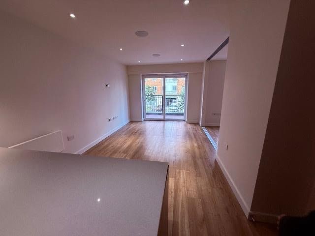 1 bedroom flat, Beaufort Park, NW9 Main Photo