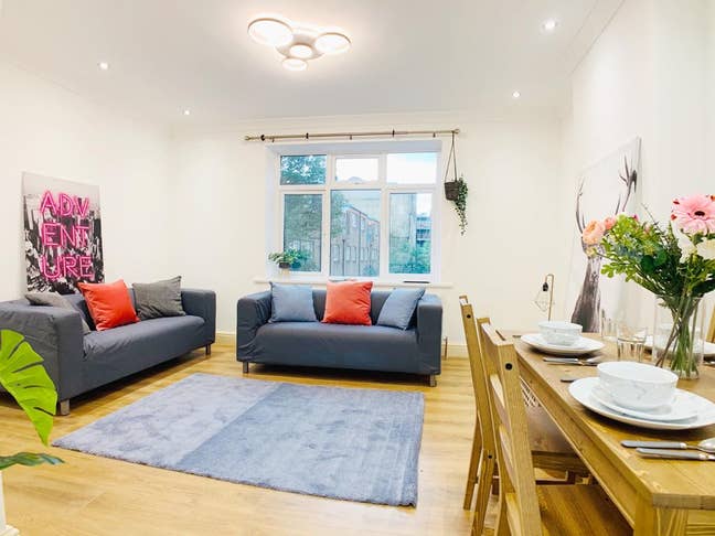 🔥 Living Room + Terrace🔥 2 Bath Zone 1 🔥Boom🔥 Main Photo