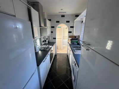 Two rooms available in handsworth B21  Main Photo